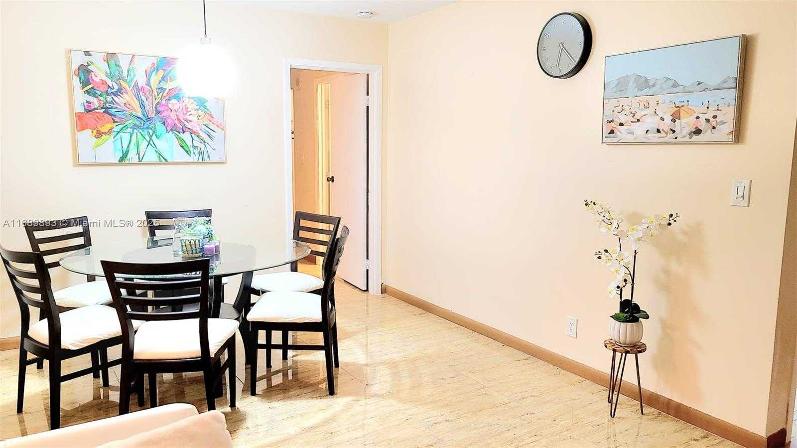 Small Image of 17011 NORTH BAY RD #107, Sunny Isles Beach Number 4