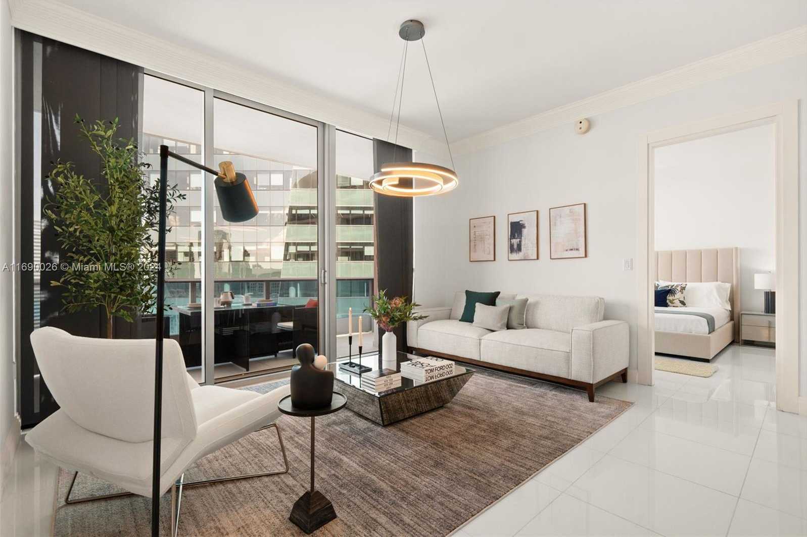 Small Image of 200 BISCAYNE BOULEVARD WAY #5009, Miami Number 3