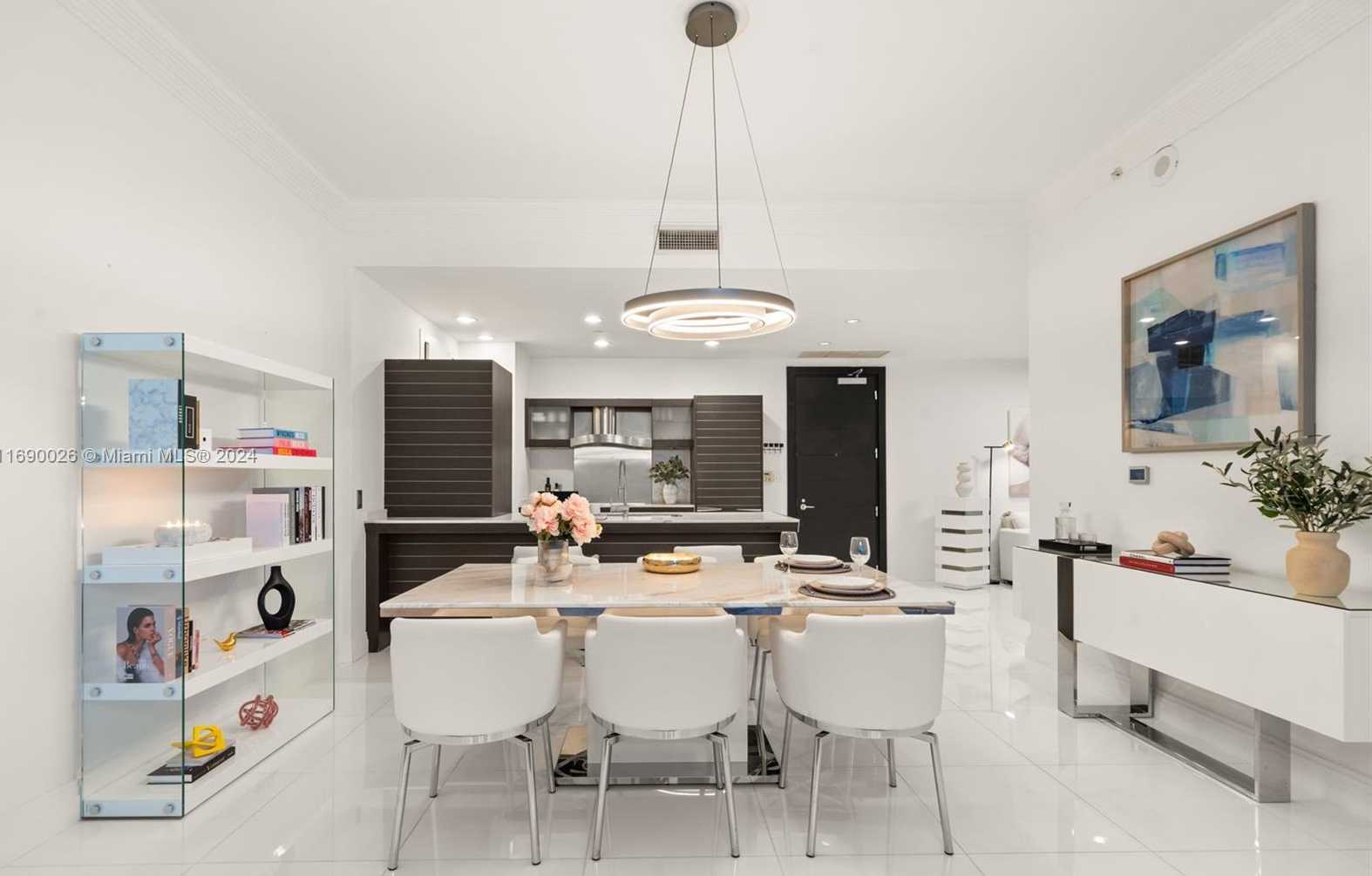 Small Image of 200 BISCAYNE BOULEVARD WAY #5009, Miami Number 6