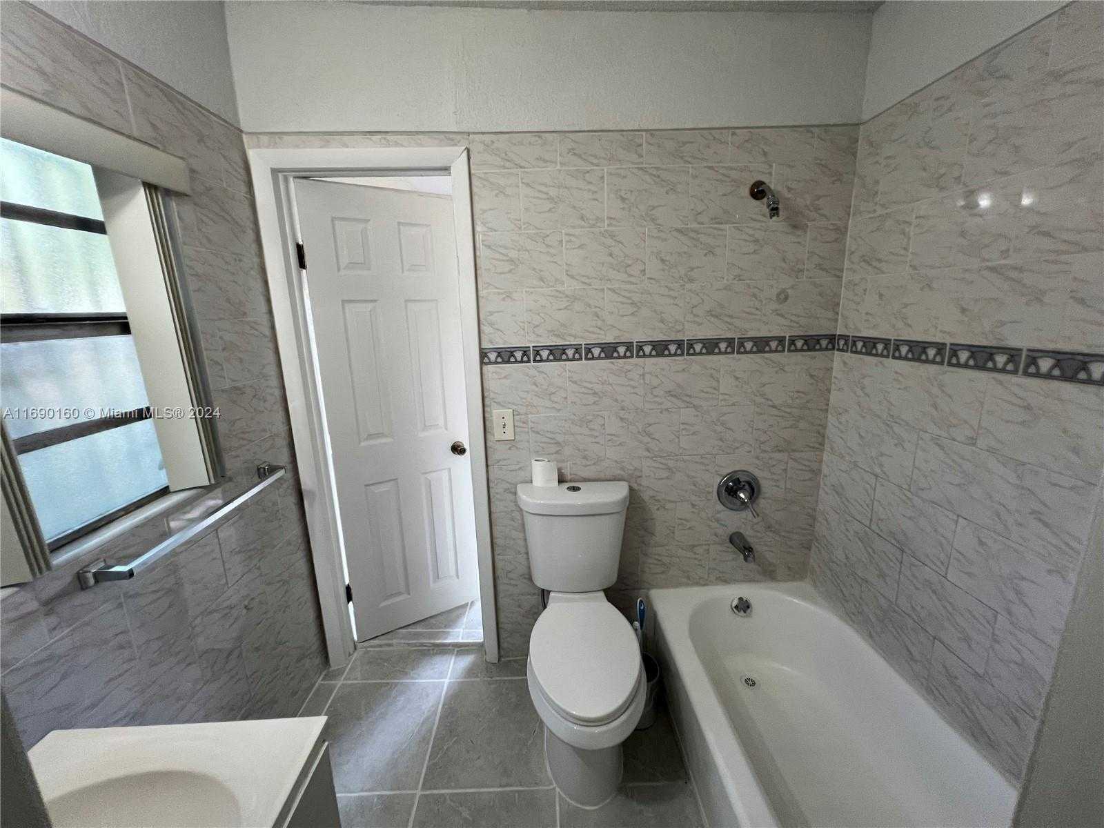 Small Image of 6231 NORTH WEST 1ST CT, Miami Number 10