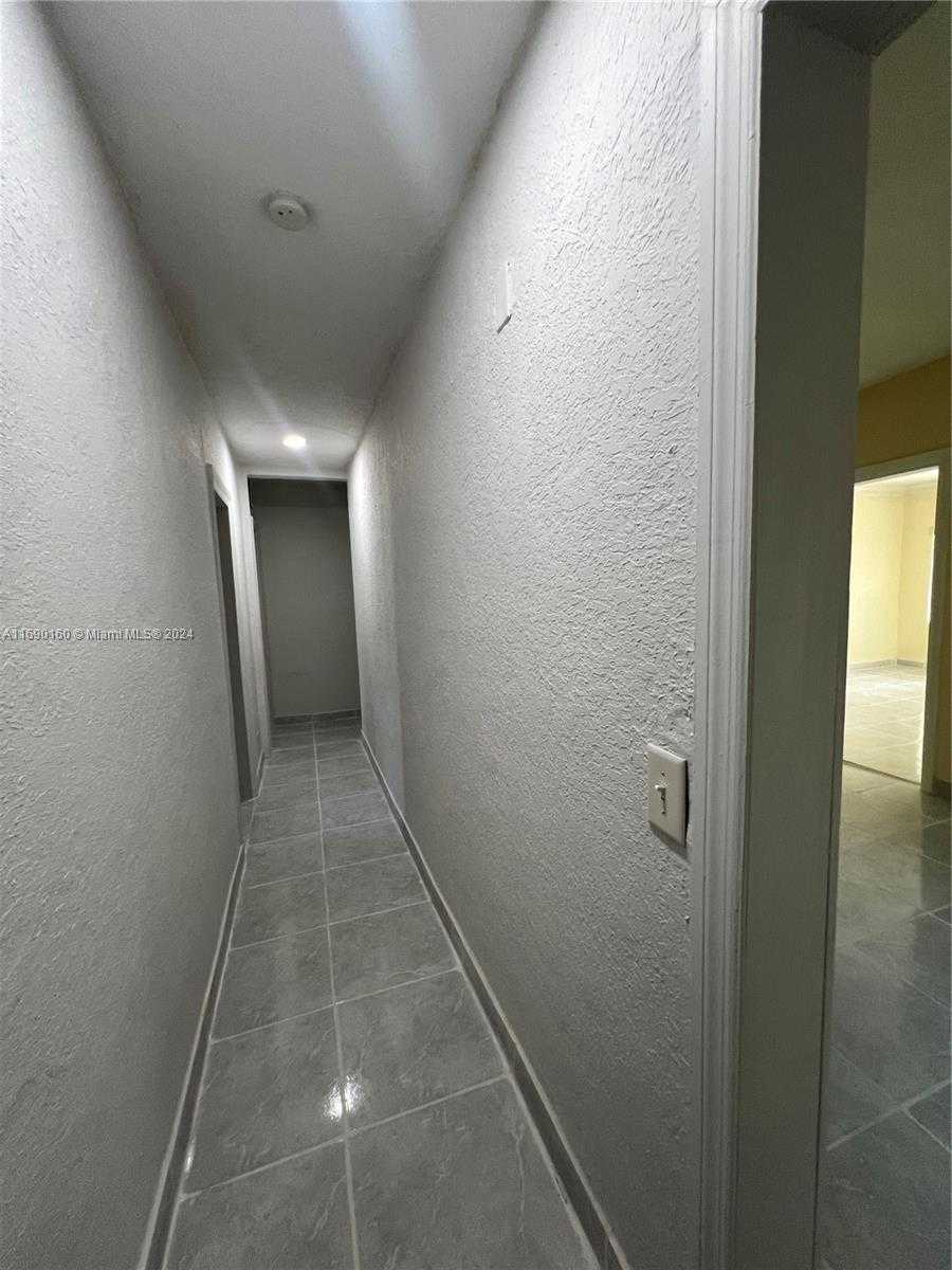 Small Image of 6231 NORTH WEST 1ST CT, Miami Number 5