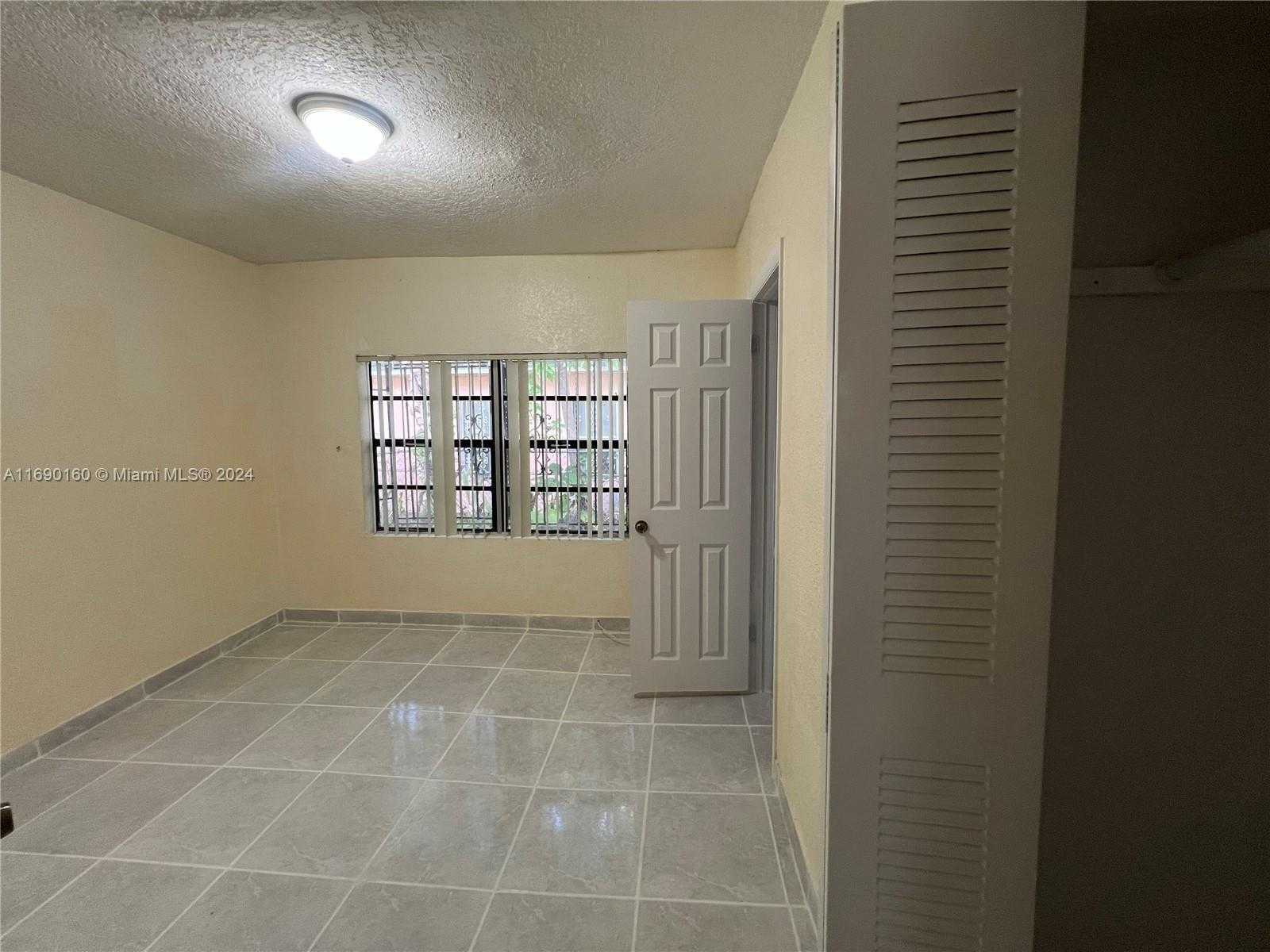Small Image of 6231 NORTH WEST 1ST CT, Miami Number 9