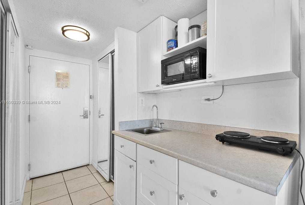 Small Image of 19201 COLLINS AVE #526, Sunny Isles Beach Number 11
