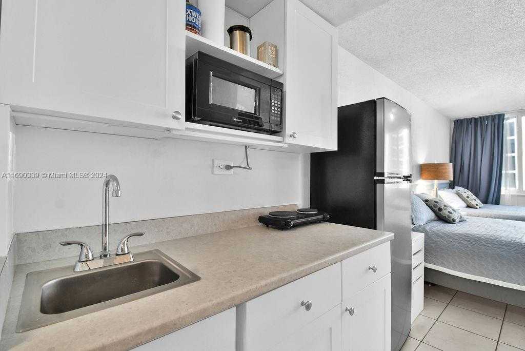 Small Image of 19201 COLLINS AVE #526, Sunny Isles Beach Number 12