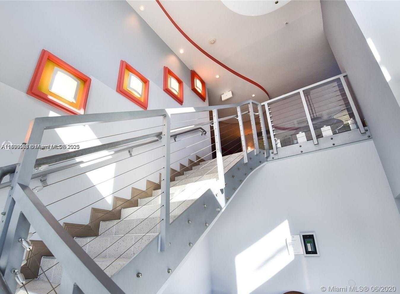Small Image of 9201 COLLINS AVE #1023, Surfside Number 25