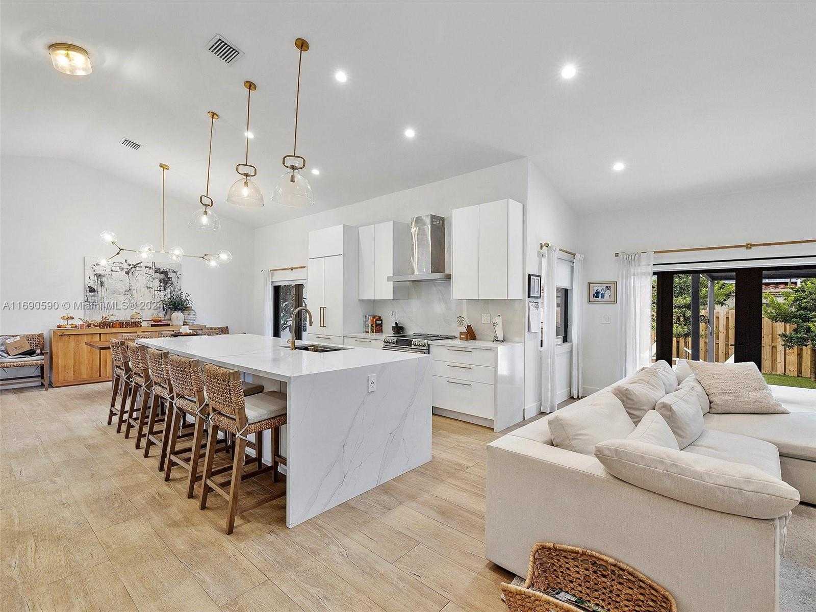 Small Image of 3776 SOUTH WEST 107TH CT, Miami Number 13