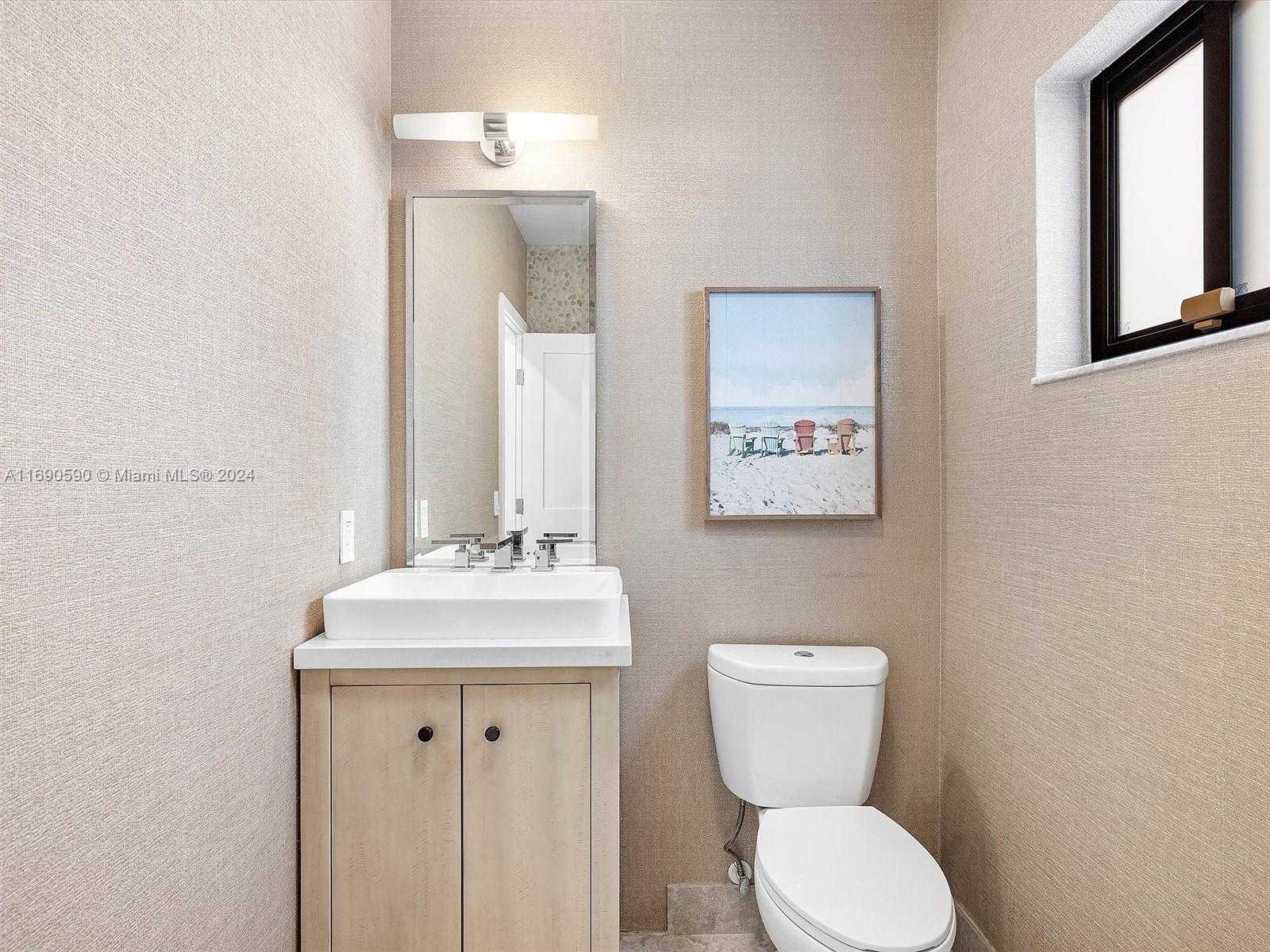 Small Image of 3776 SOUTH WEST 107TH CT, Miami Number 24