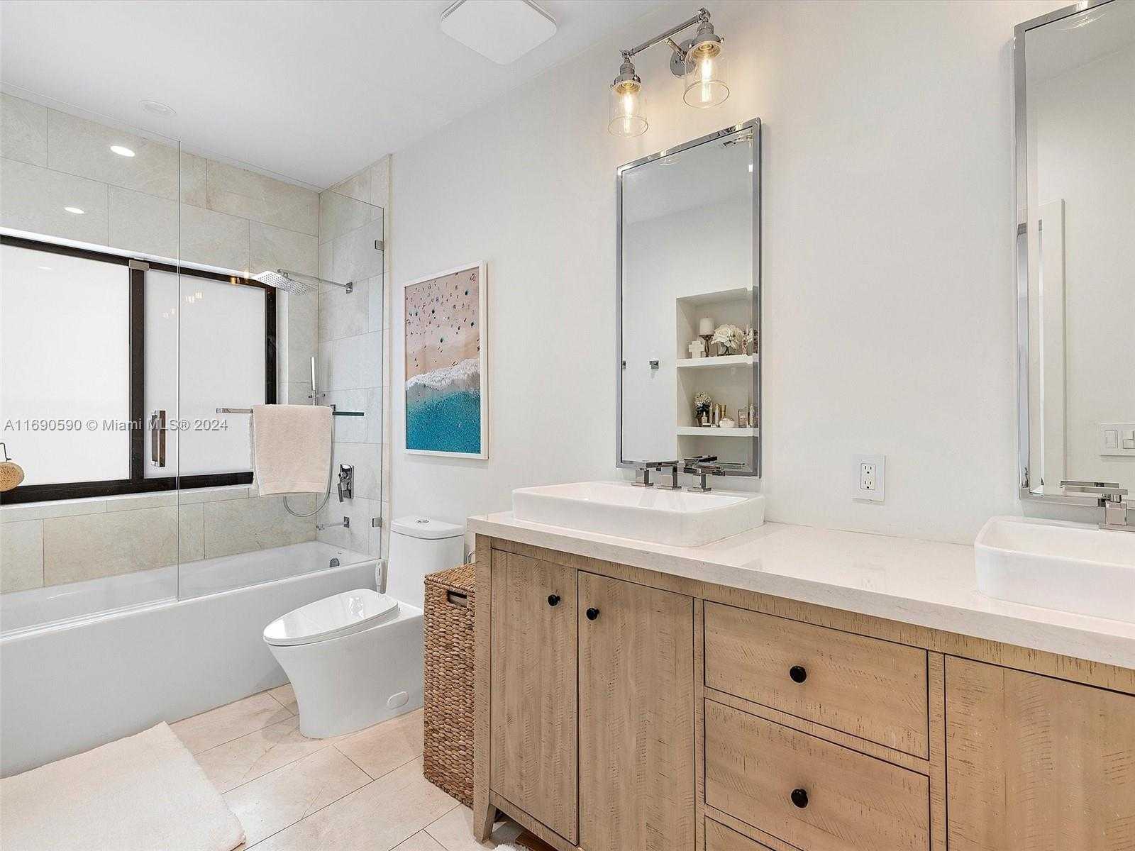 Small Image of 3776 SOUTH WEST 107TH CT, Miami Number 32
