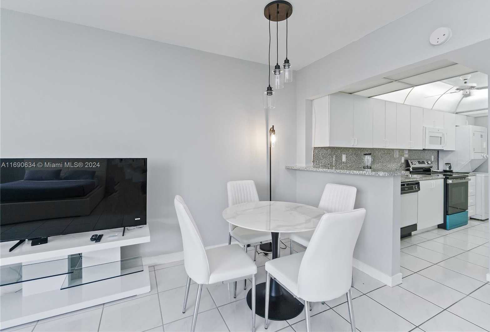 Small Image of 100 LINCOLN RD #1016, Miami Beach Number 8