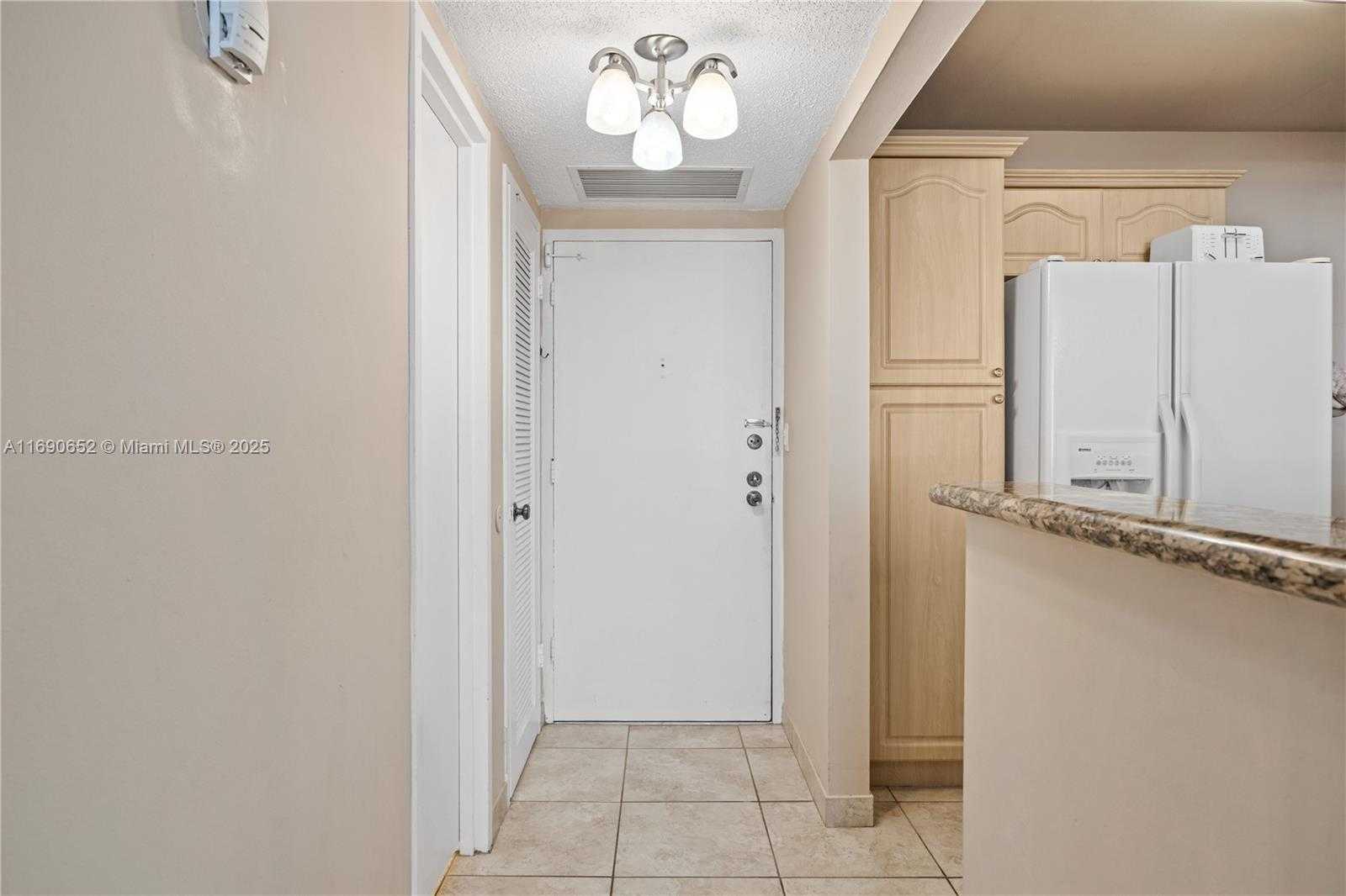 Small Image of 3725 SOUTH OCEAN DR #1120, Hollywood Number 10