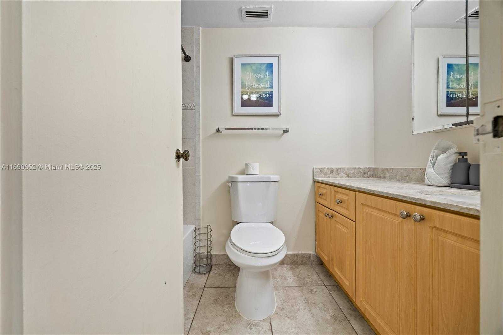 Small Image of 3725 SOUTH OCEAN DR #1120, Hollywood Number 21