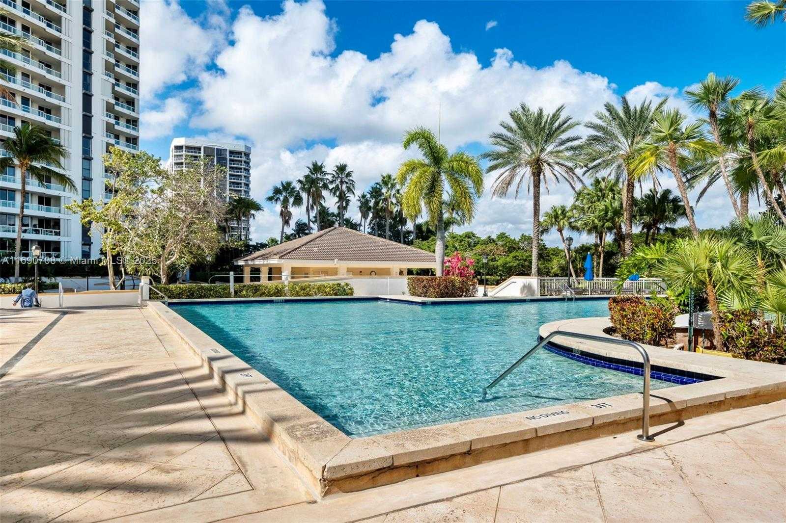 Small Image of 21150 POINT PL #1202, Aventura Number 35