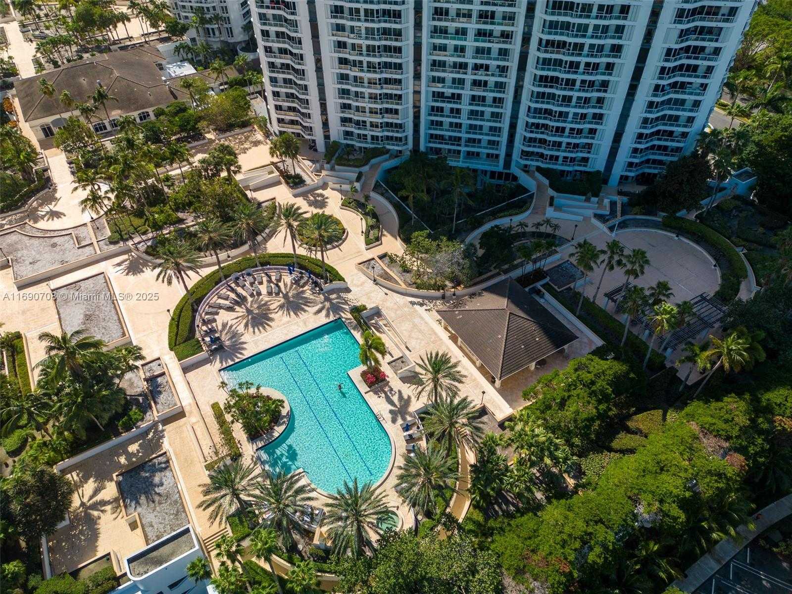 Small Image of 21150 POINT PL #1202, Aventura Number 37