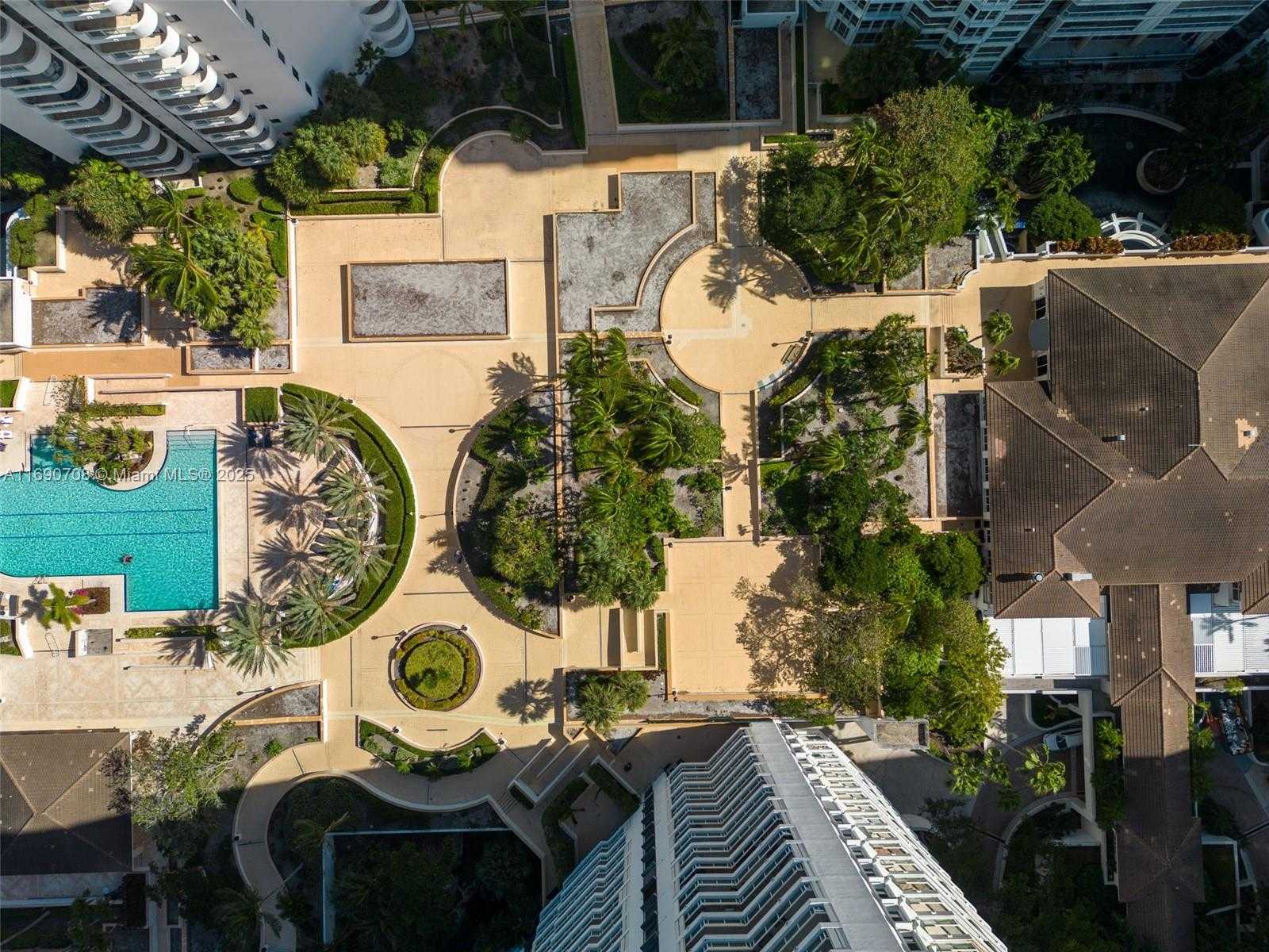 Small Image of 21150 POINT PL #1202, Aventura Number 38