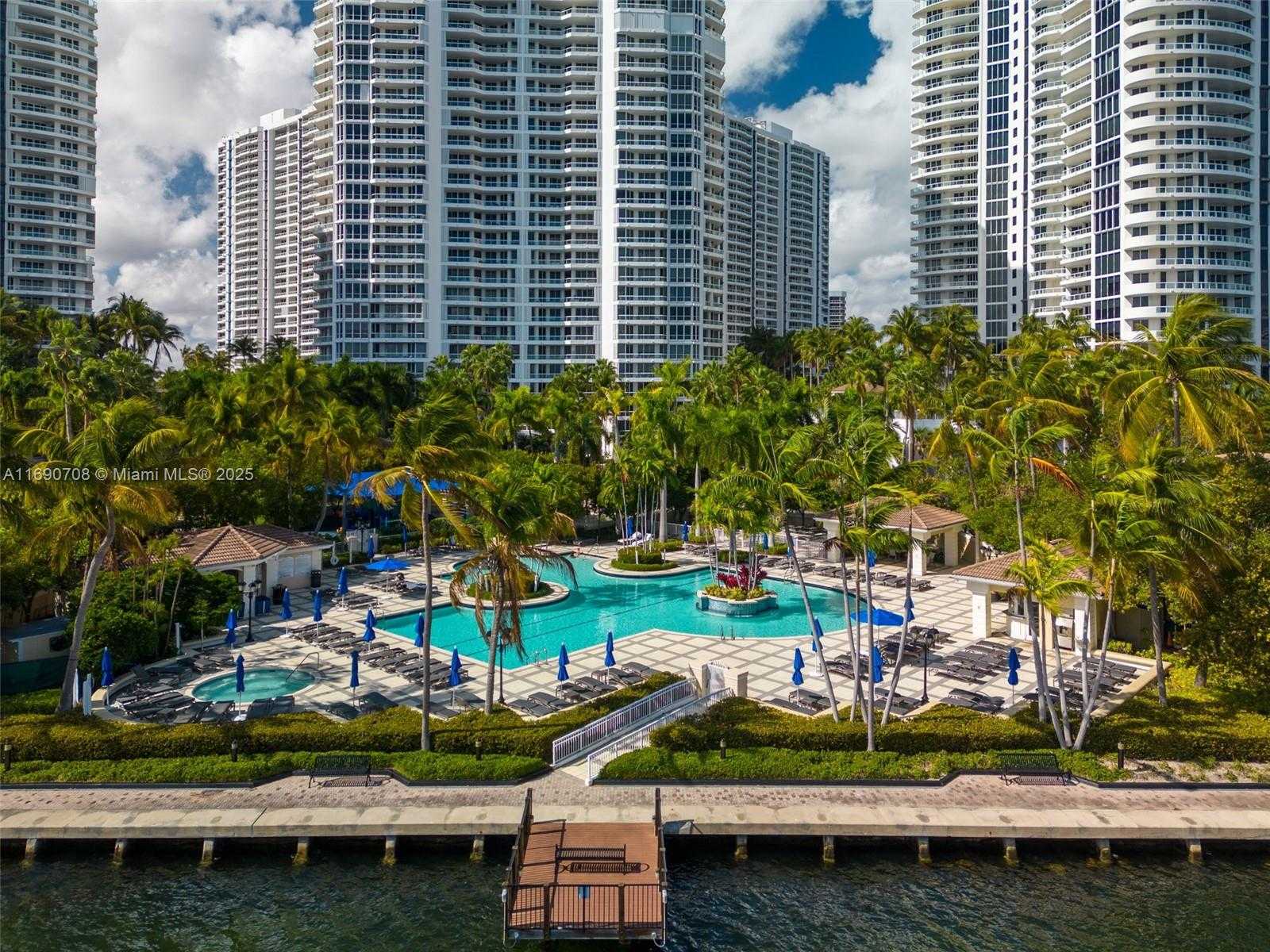 Small Image of 21150 POINT PL #1202, Aventura Number 41