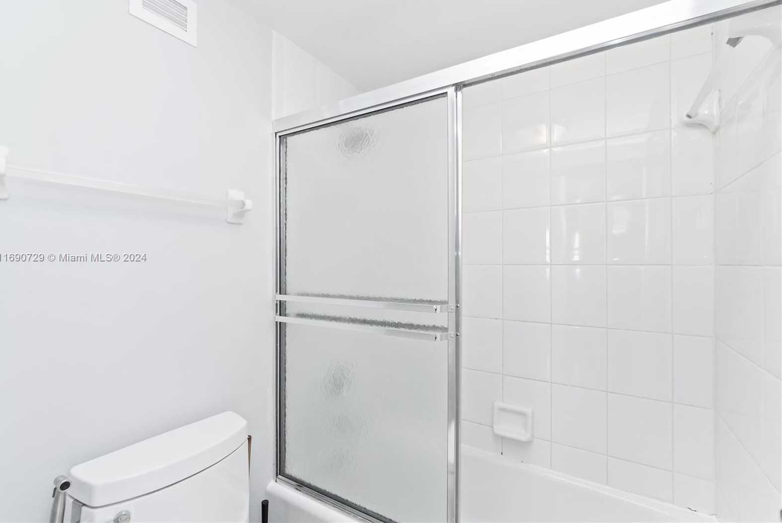 Small Image of 100 LINCOLN RD #1019, Miami Beach Number 9