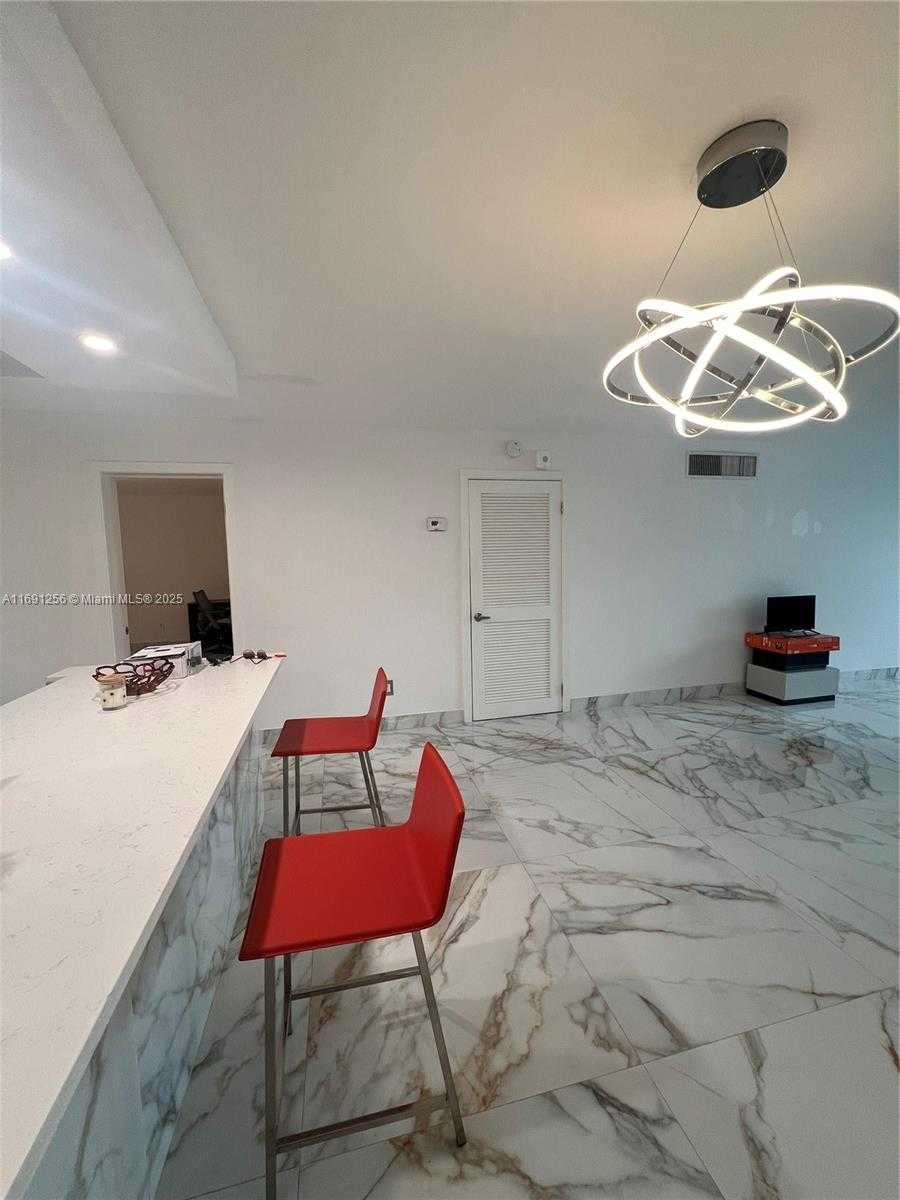 Small Image of 10240 COLLINS AVE #205, Bal Harbour Number 11