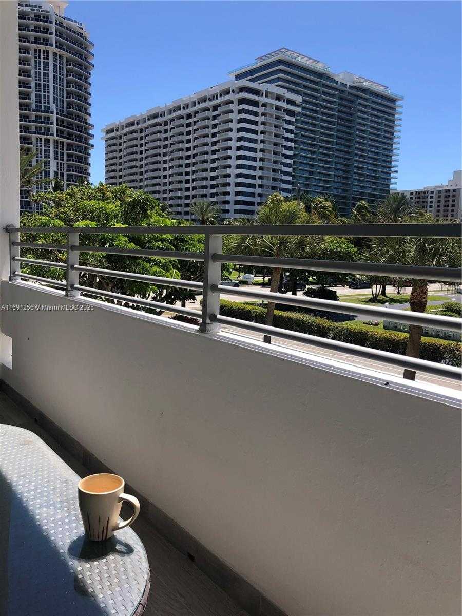 Small Image of 10240 COLLINS AVE #205, Bal Harbour Number 2