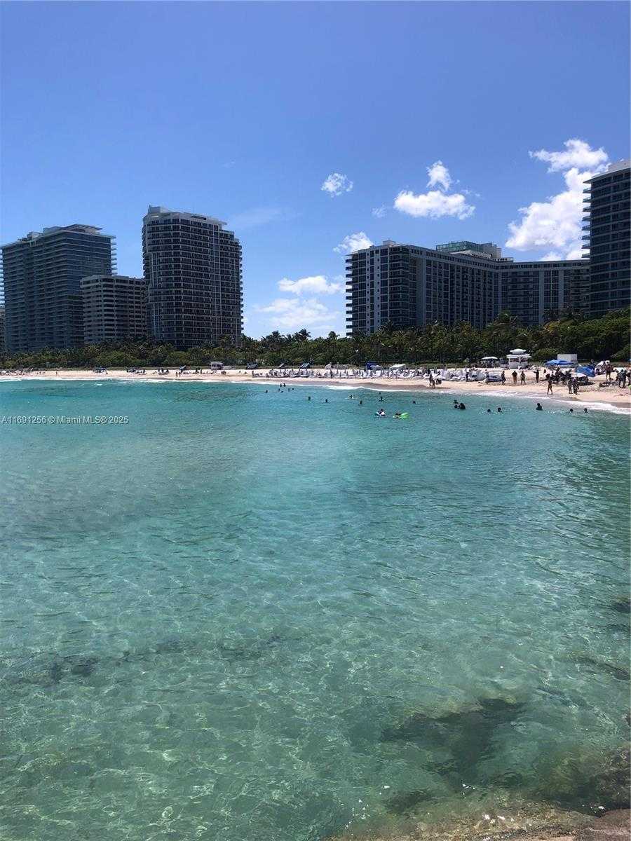 Small Image of 10240 COLLINS AVE #205, Bal Harbour Number 25