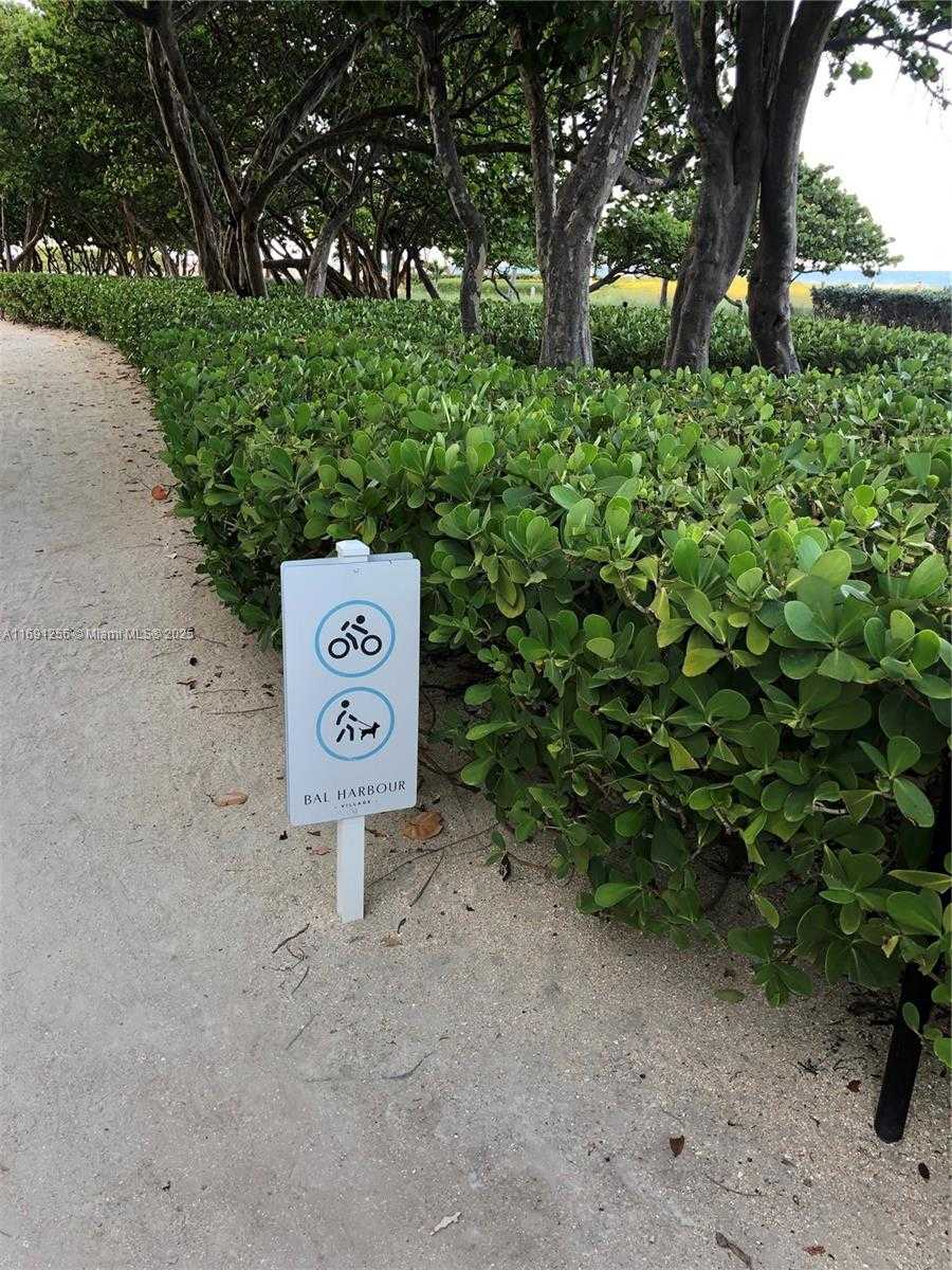 Small Image of 10240 COLLINS AVE #205, Bal Harbour Number 27
