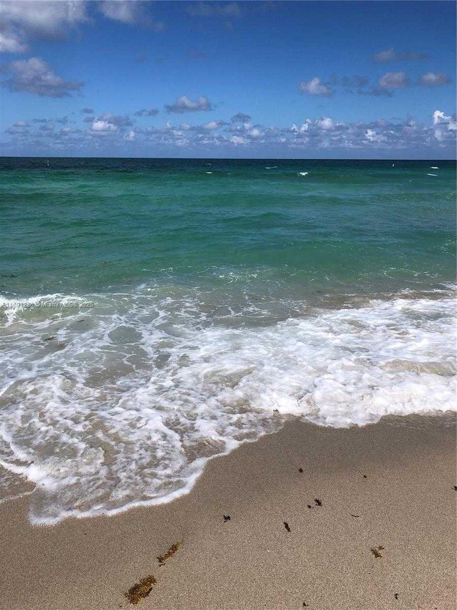 Small Image of 10240 COLLINS AVE #205, Bal Harbour Number 28
