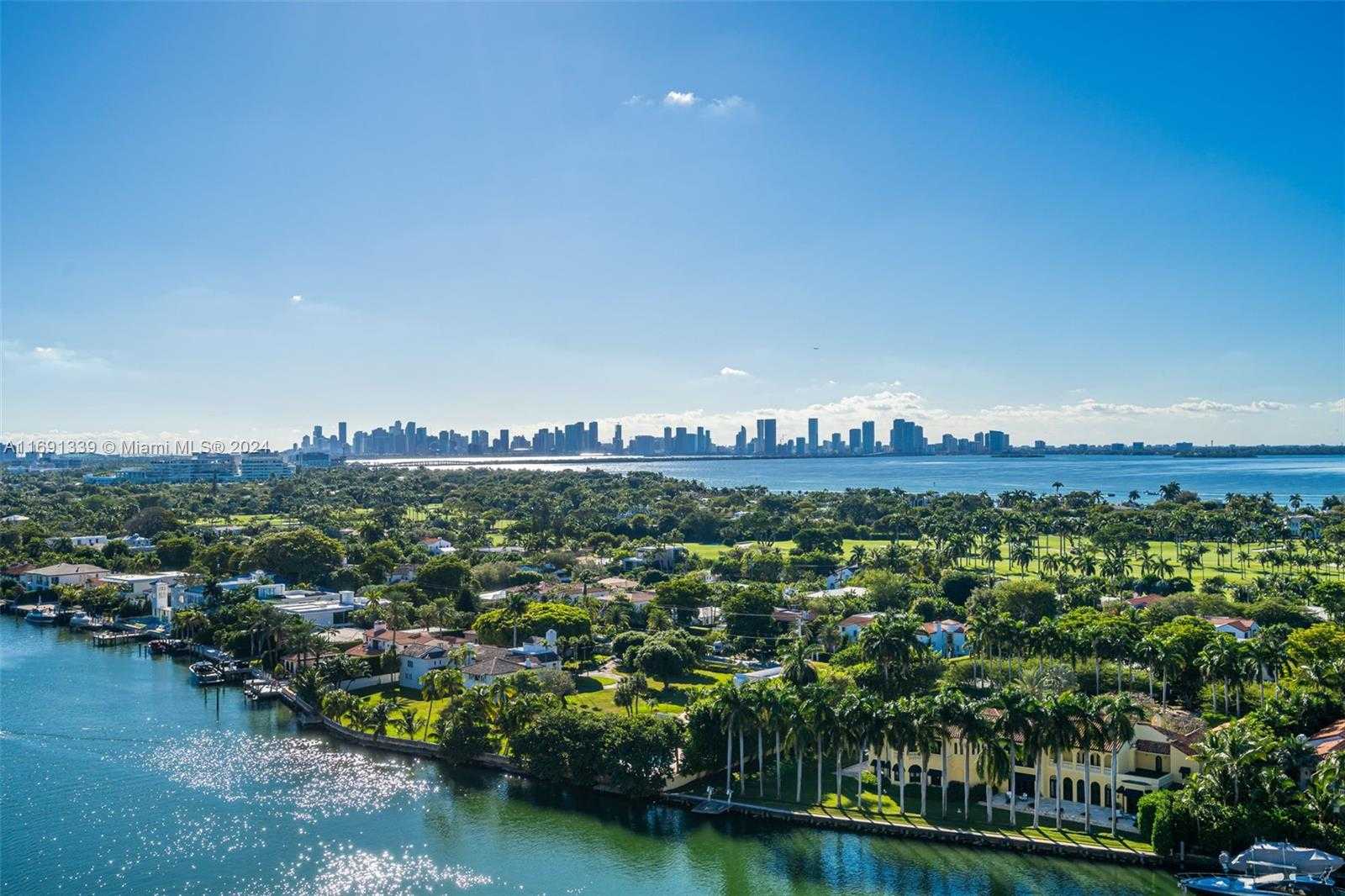 Small Image of 5600 COLLINS AVE #PHE, Miami Beach Number 19