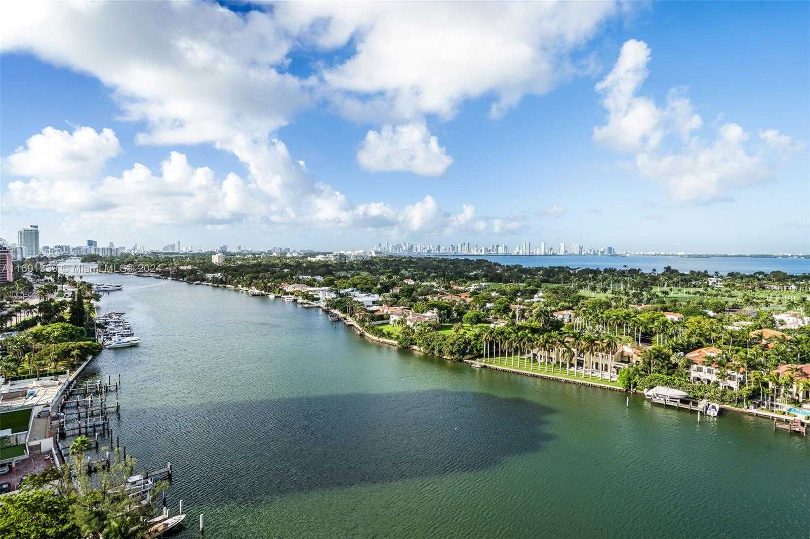 Small Image of 5600 COLLINS AVE #PHE, Miami Beach Number 21