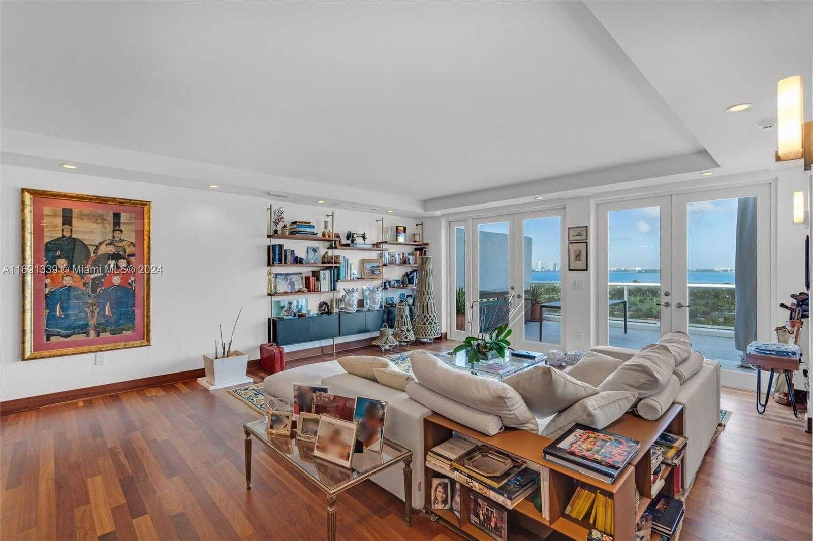 Small Image of 5600 COLLINS AVE #PHE, Miami Beach Number 5