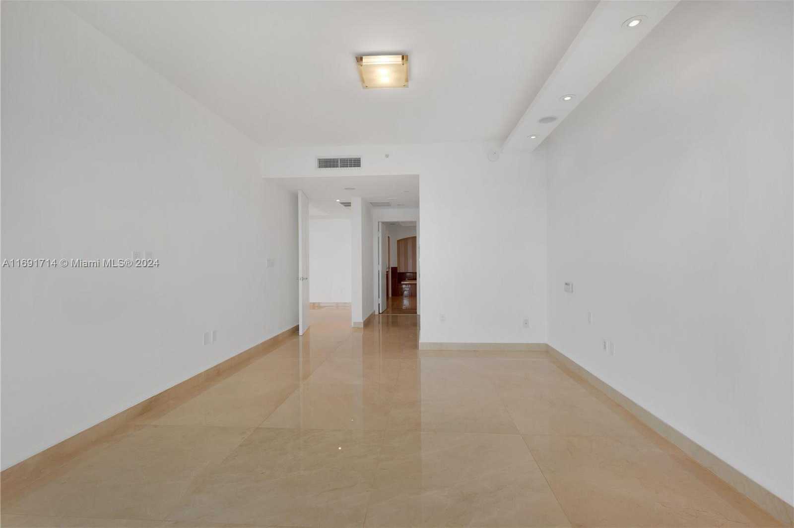 Small Image of 17875 COLLINS AVE #905, Sunny Isles Beach Number 25