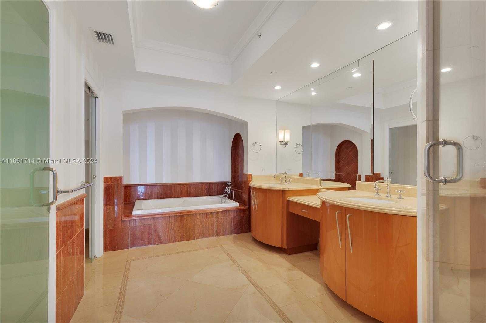 Small Image of 17875 COLLINS AVE #905, Sunny Isles Beach Number 27