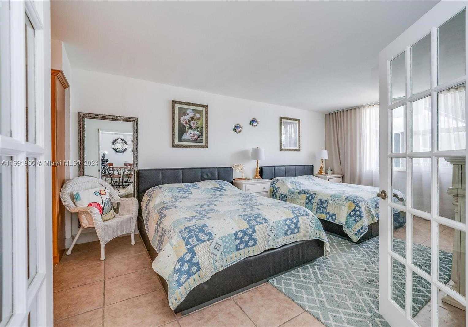 Small Image of 2030 SOUTH OCEAN DR #1803, Hallandale Beach Number 11