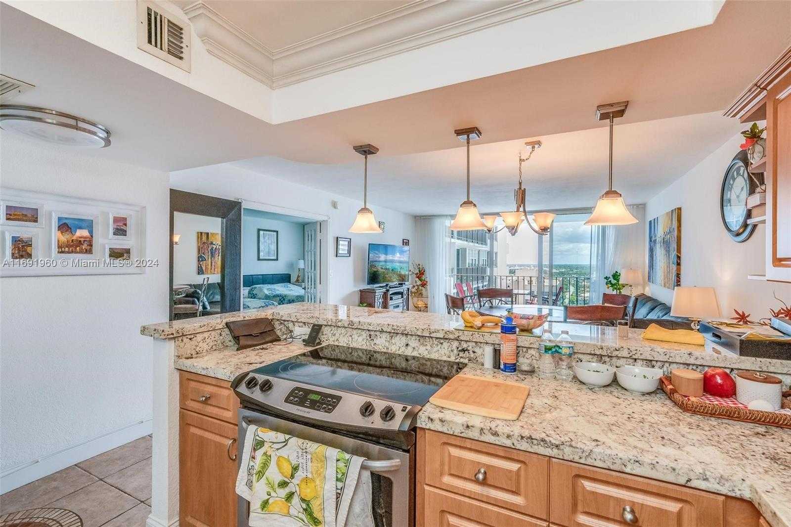 Small Image of 2030 SOUTH OCEAN DR #1803, Hallandale Beach Number 8