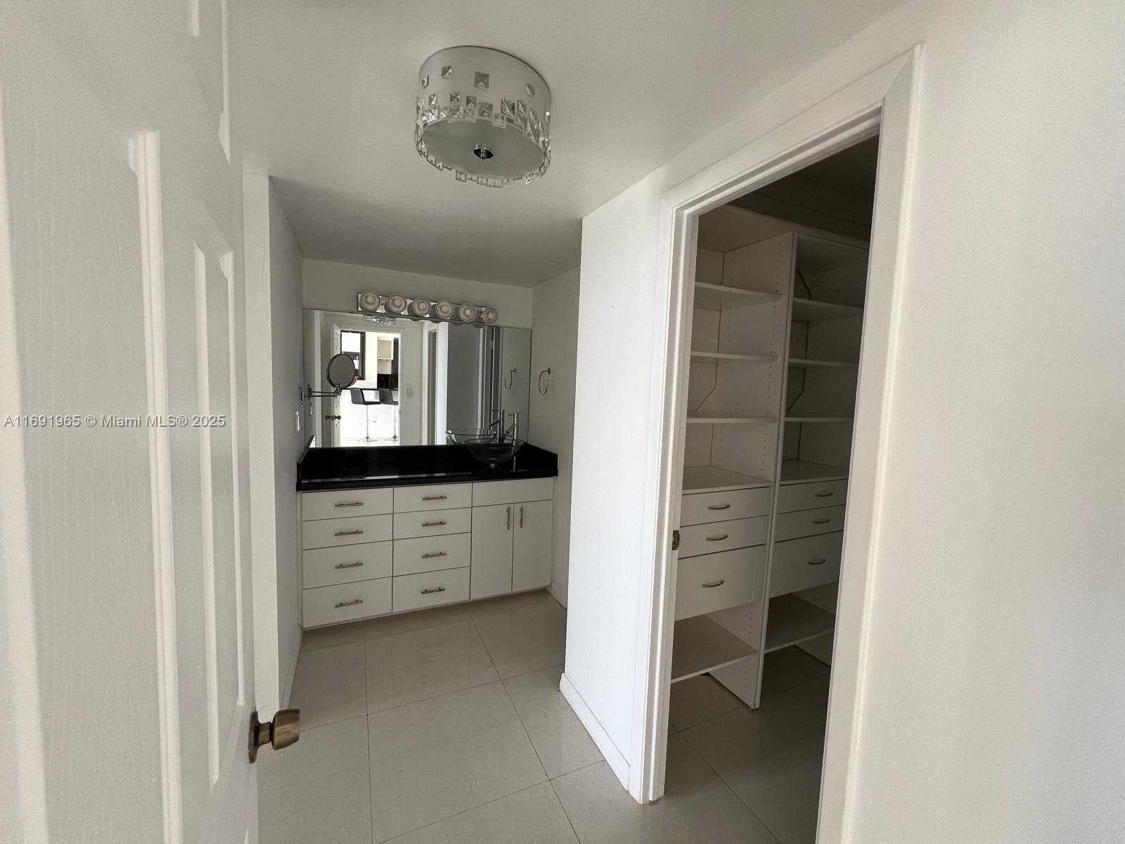 Small Image of 500 BAYVIEW DR #620, Sunny Isles Beach Number 35