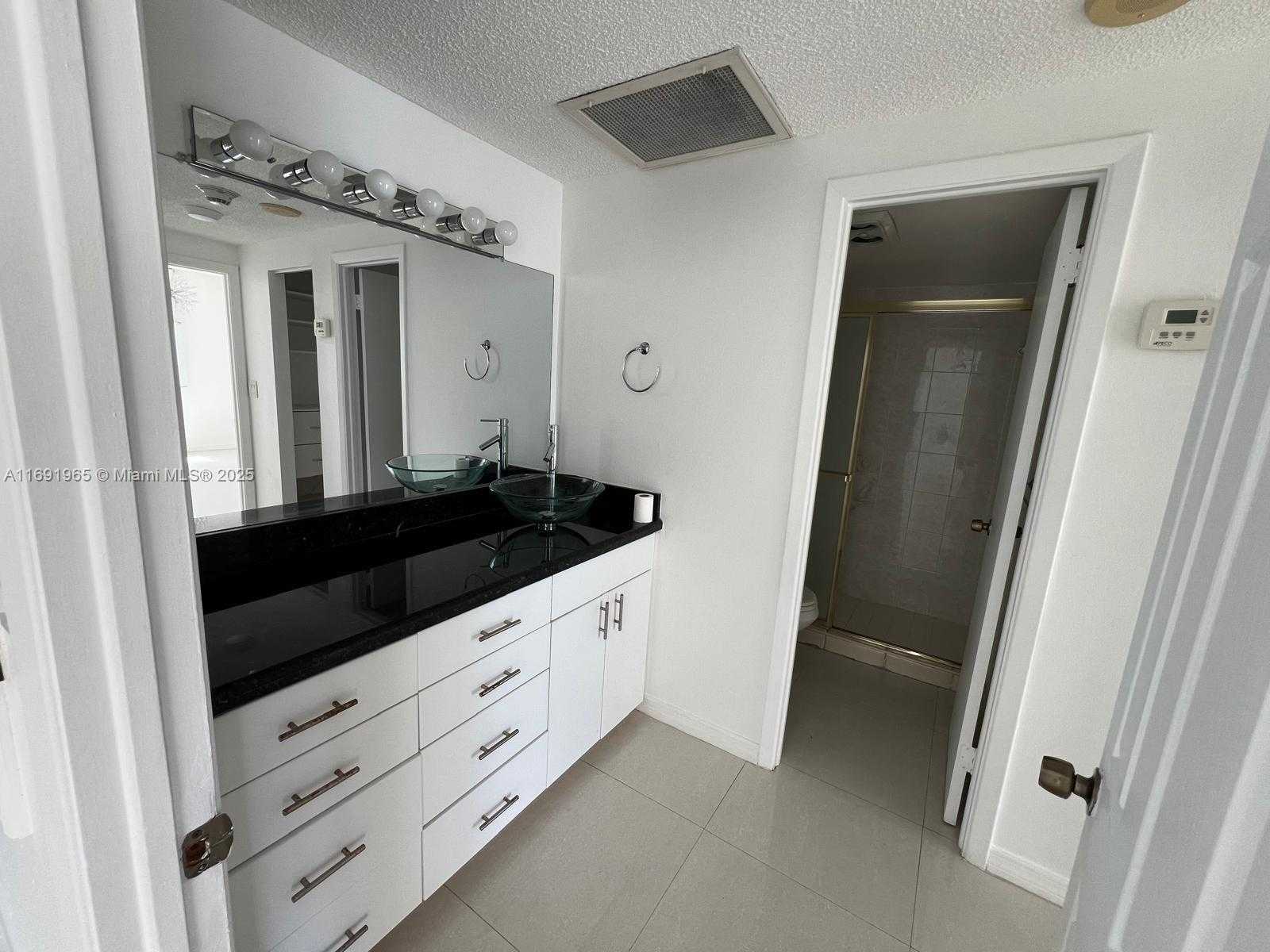 Small Image of 500 BAYVIEW DR #620, Sunny Isles Beach Number 36