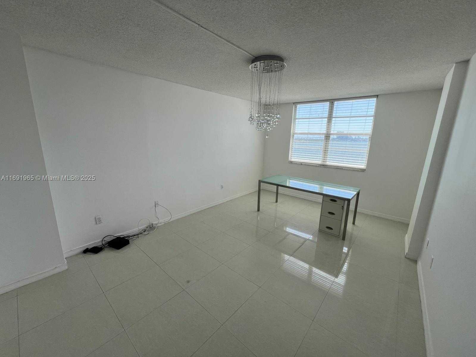 Small Image of 500 BAYVIEW DR #620, Sunny Isles Beach Number 43