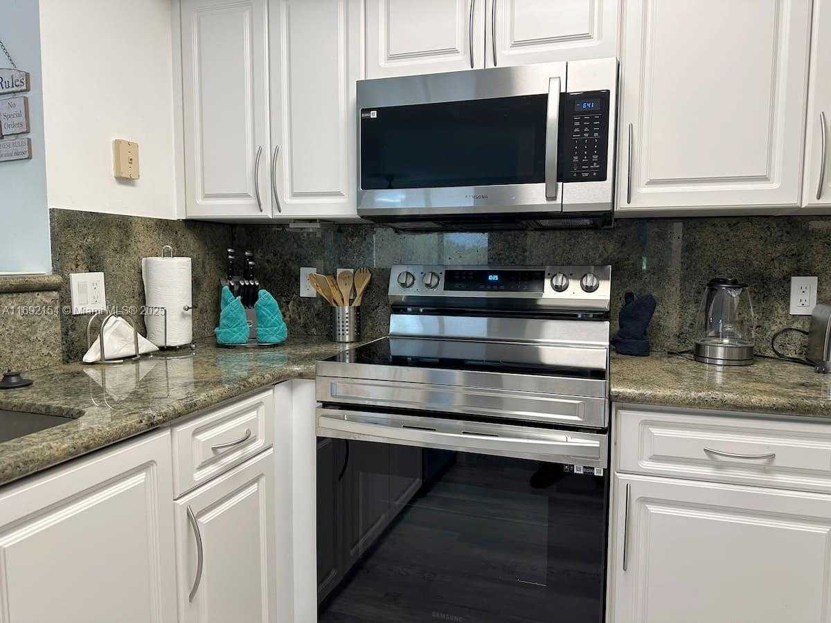 Small Image of 19999 EAST COUNTRY CLUB DR #1403, Aventura Number 16
