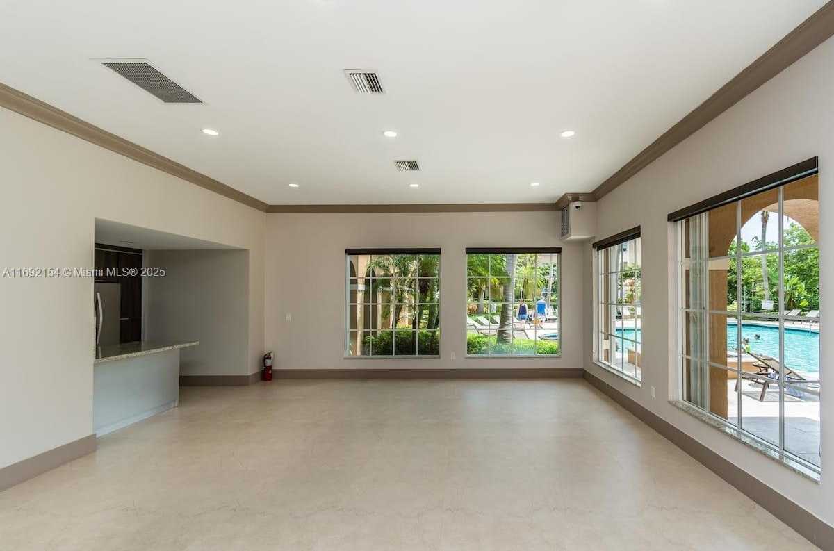 Small Image of 19999 EAST COUNTRY CLUB DR #1403, Aventura Number 33