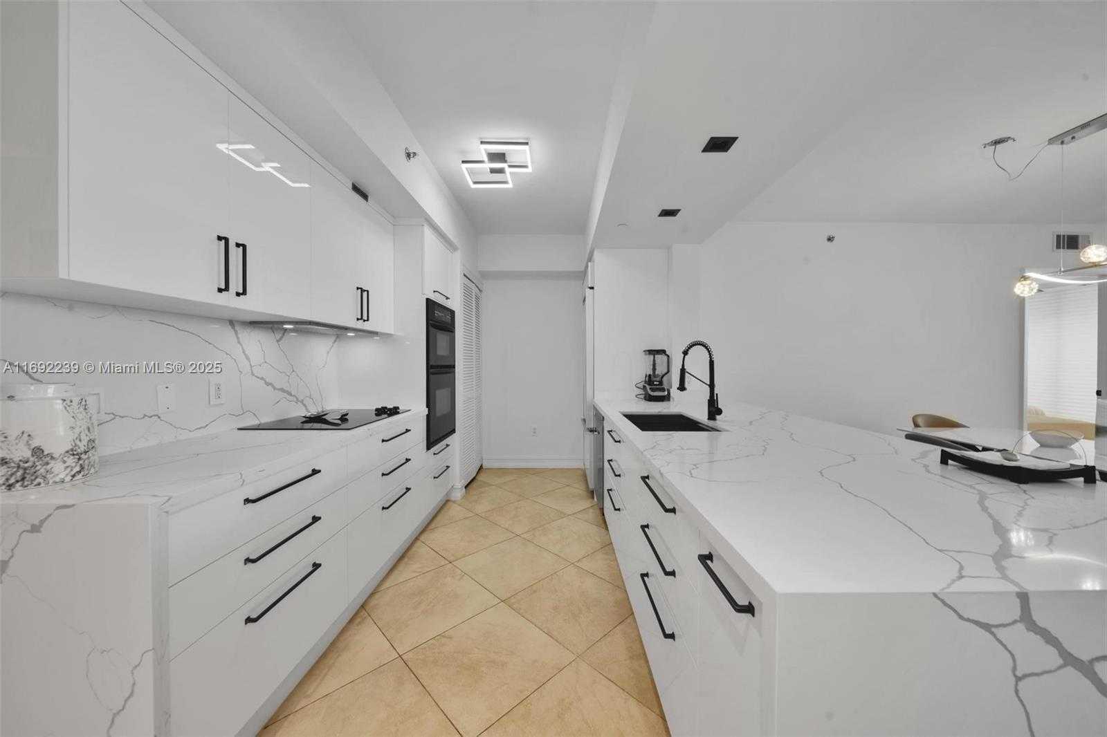 Small Image of 1830 SOUTH OCEAN DR #4704, Hallandale Beach Number 2