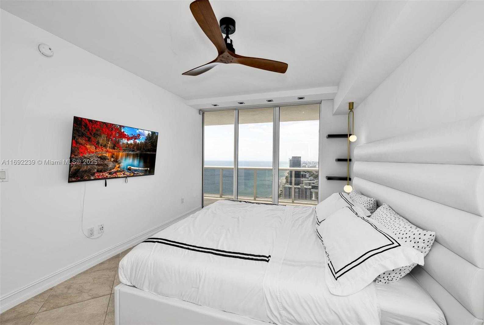 Small Image of 1830 SOUTH OCEAN DR #4704, Hallandale Beach Number 22