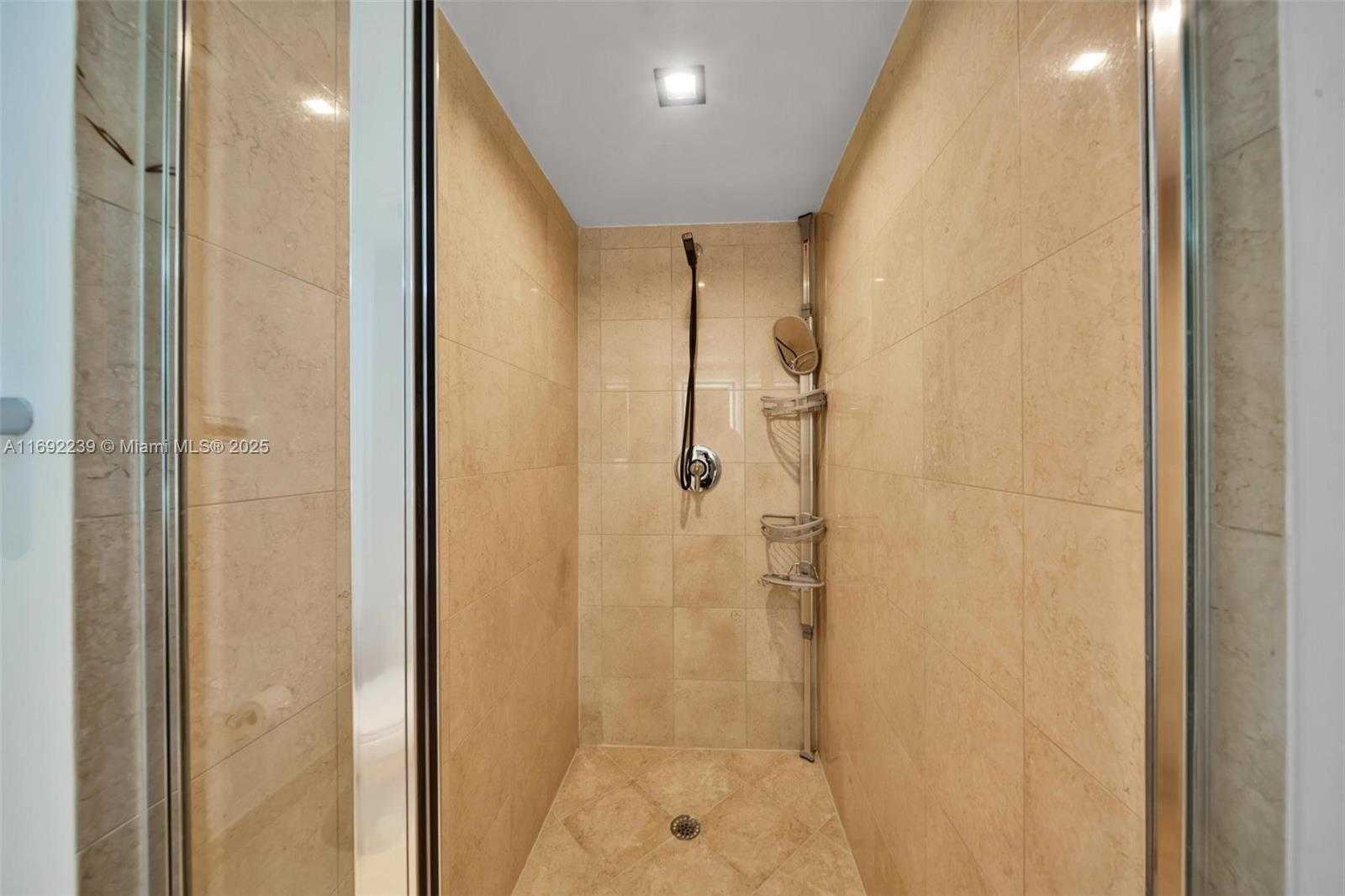 Small Image of 1830 SOUTH OCEAN DR #4704, Hallandale Beach Number 27