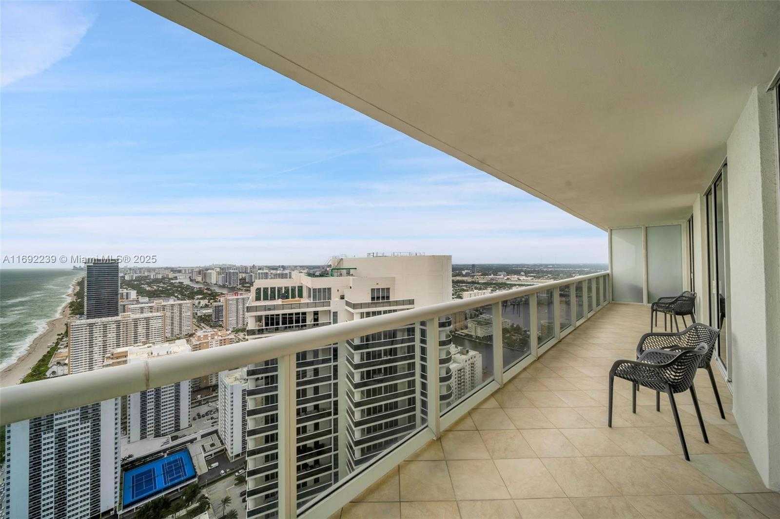 Small Image of 1830 SOUTH OCEAN DR #4704, Hallandale Beach Number 39