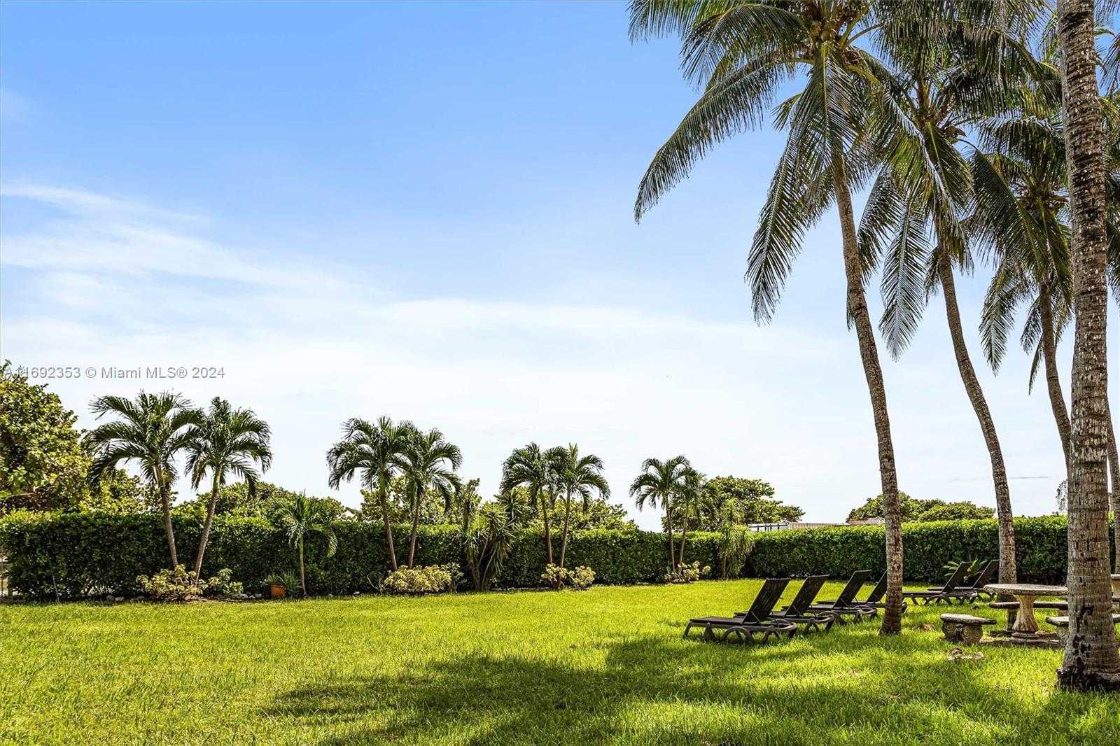 Small Image of 9195 COLLINS AVE #1104, Surfside Number 29