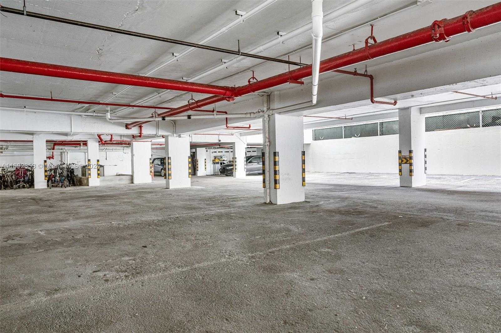 Small Image of 9195 COLLINS AVE #1104, Surfside Number 36