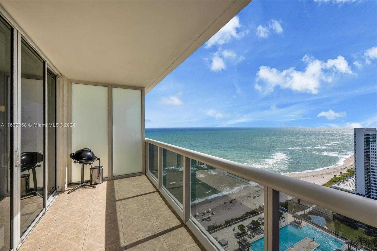 Small Image of 1830 SOUTH OCEAN DR #2505, Hallandale Beach Number 3