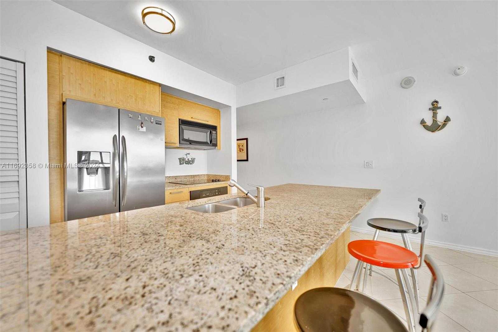 Small Image of 1830 SOUTH OCEAN DR #2505, Hallandale Beach Number 7