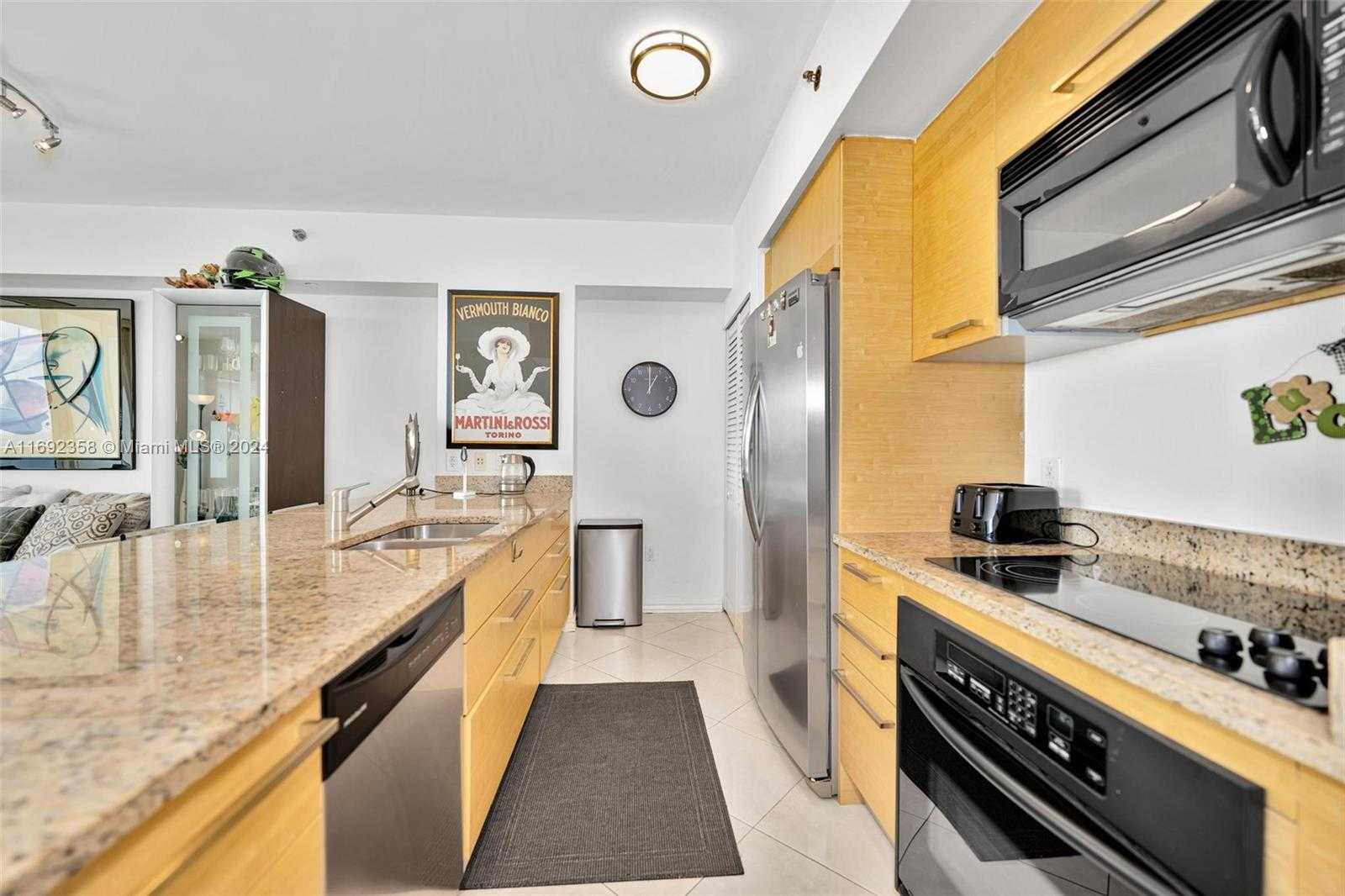 Small Image of 1830 SOUTH OCEAN DR #2505, Hallandale Beach Number 8