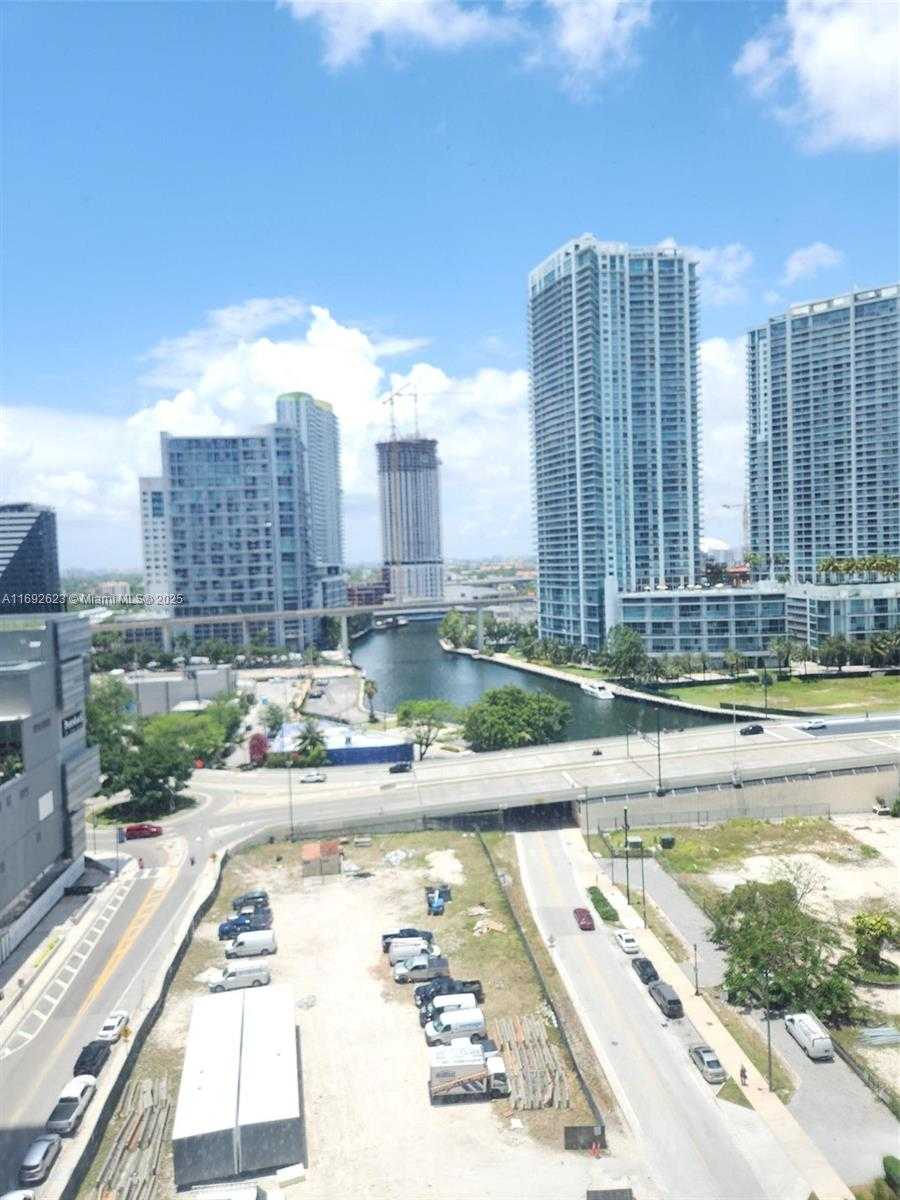 Small Image of 31 SOUTH EAST 6TH ST #1701, Miami Number 15