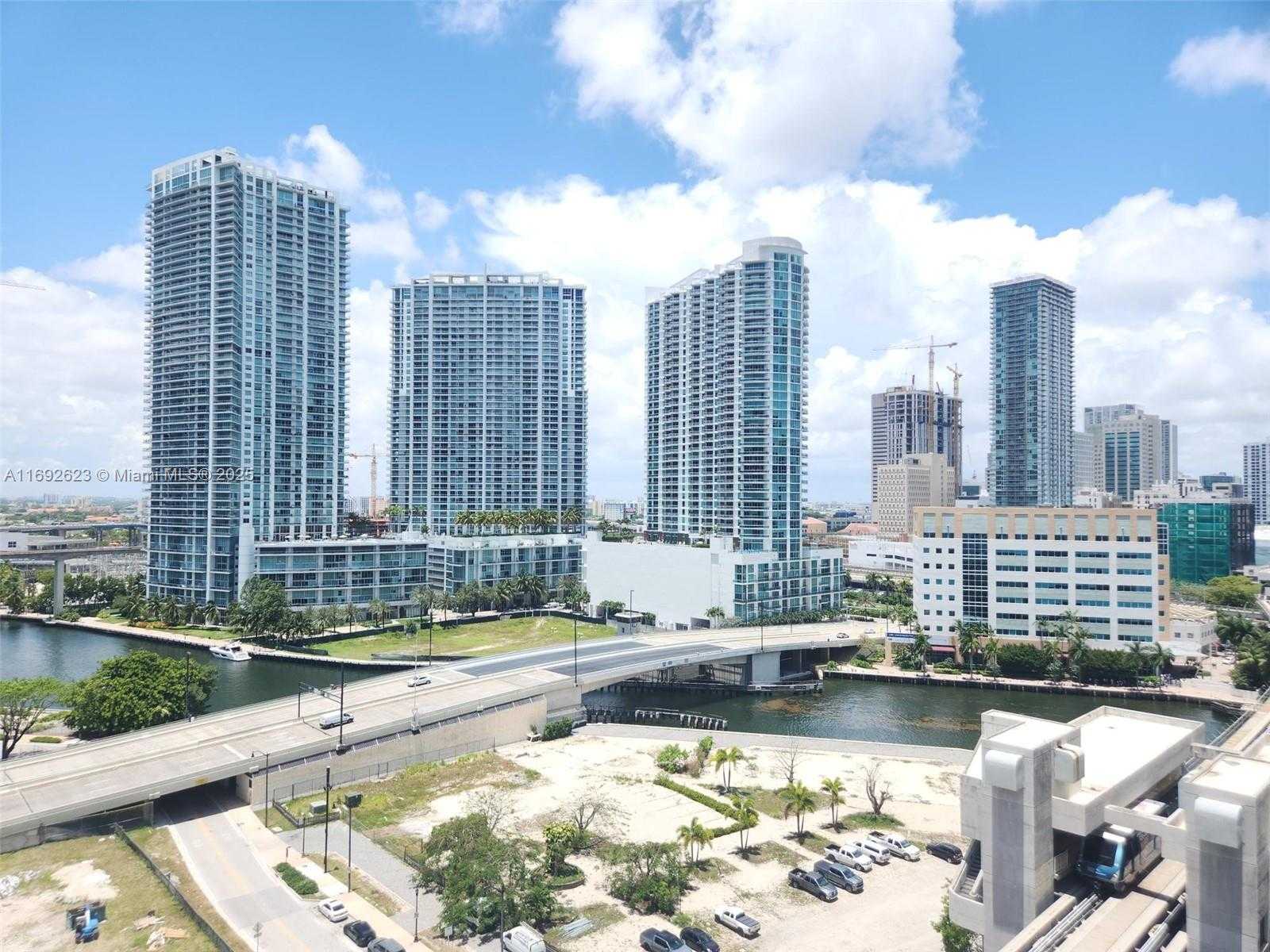 Small Image of 31 SOUTH EAST 6TH ST #1701, Miami Number 23