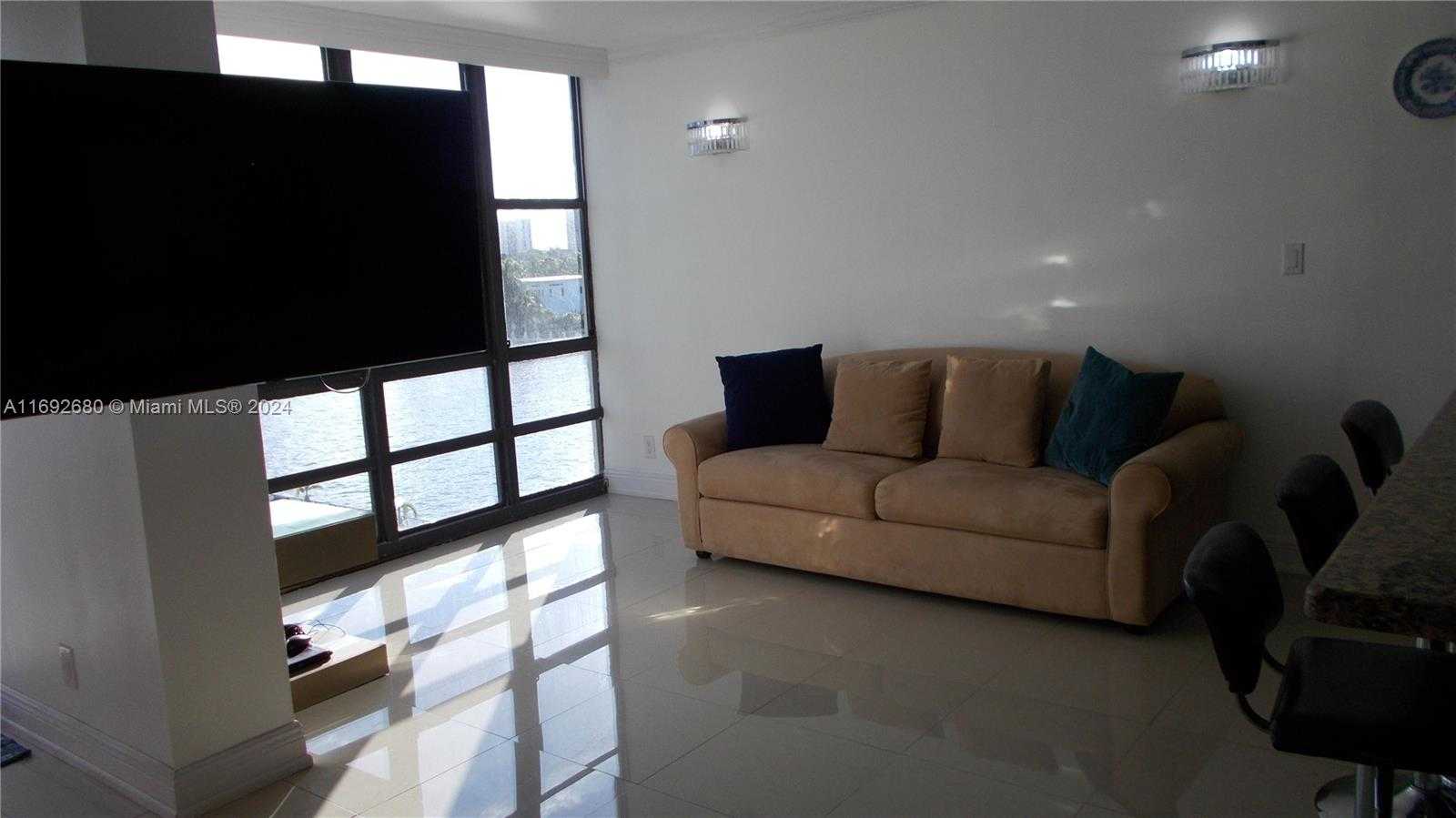 Small Image of 2017 SOUTH OCEAN DR #508, Hallandale Beach Number 15