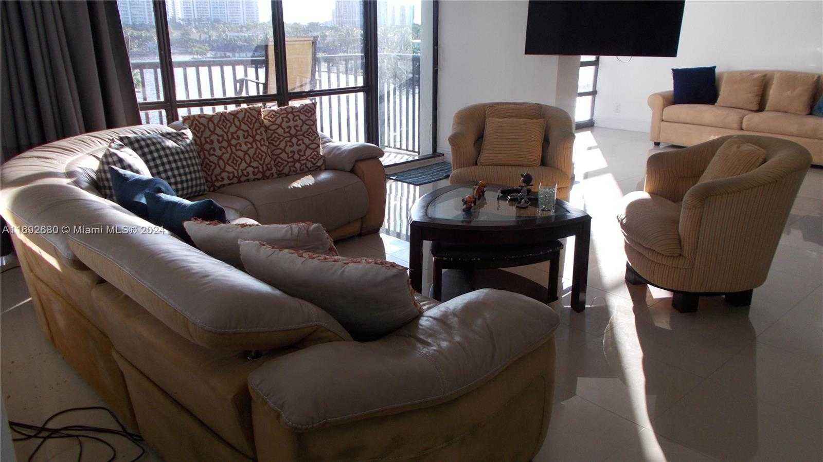 Small Image of 2017 SOUTH OCEAN DR #508, Hallandale Beach Number 17
